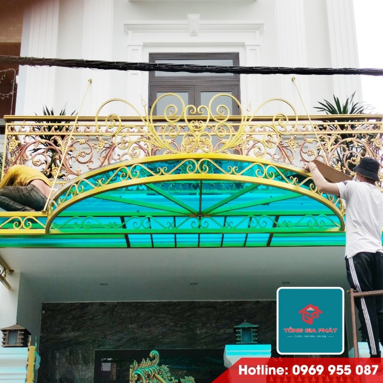 Mái Poly Lấy Sáng